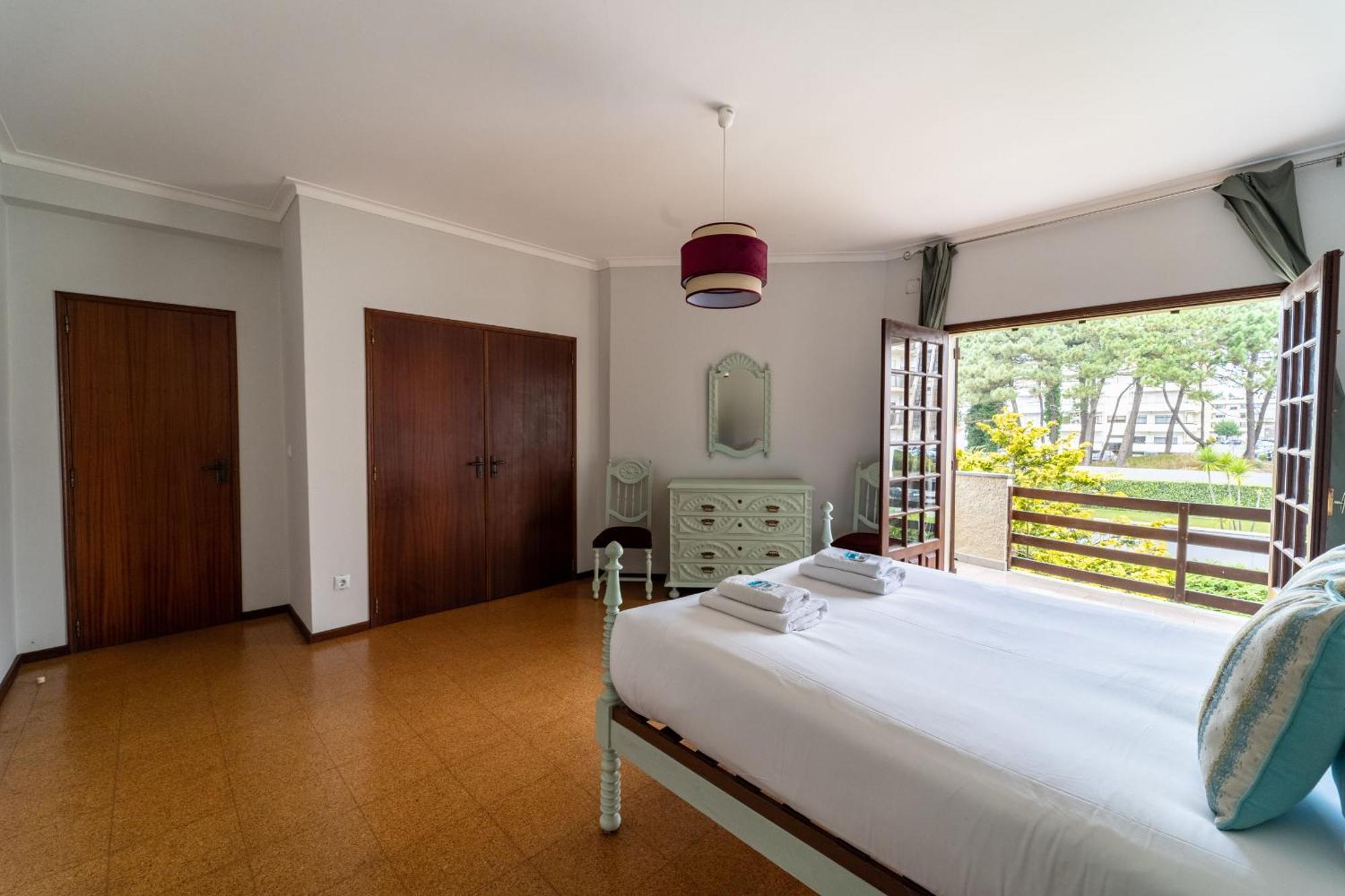 Amorosa Villa, 500M From The Beach By House And People Exteriör bild