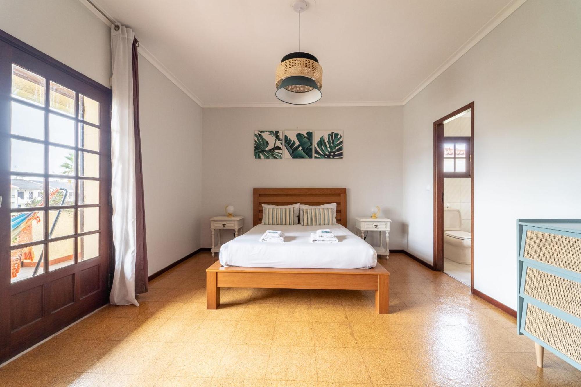 Amorosa Villa, 500M From The Beach By House And People Exteriör bild