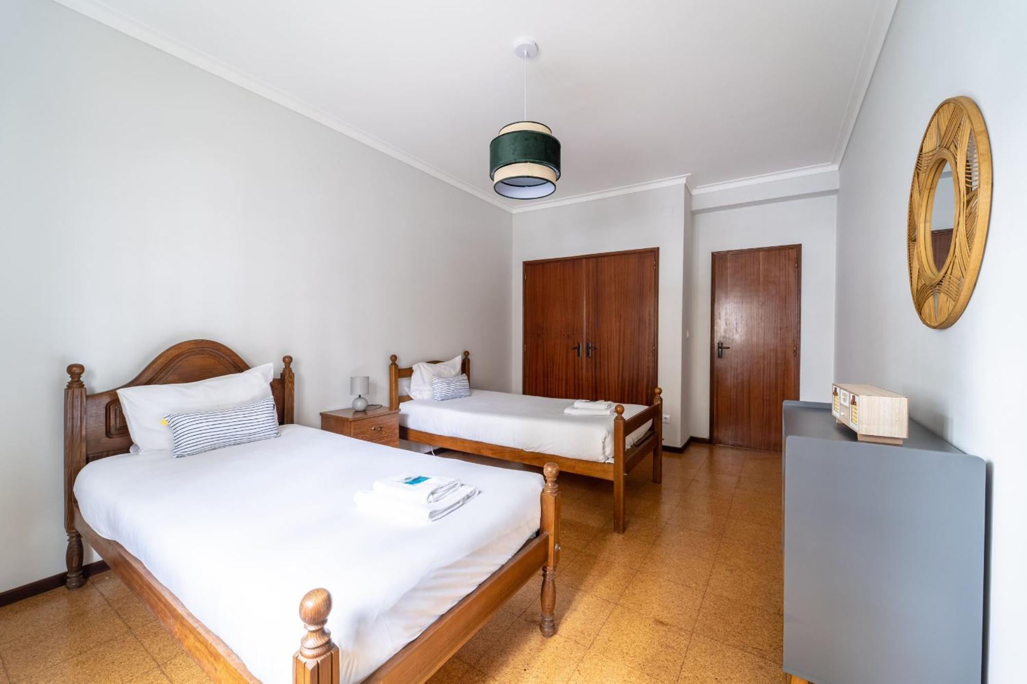 Amorosa Villa, 500M From The Beach By House And People Exteriör bild